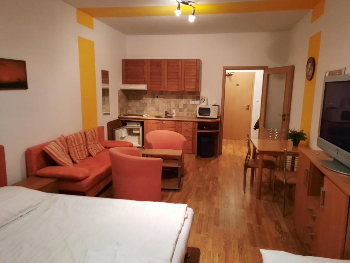 Zazi Apartmany Fatrapark Hrabovo روجومبيروك المظهر الخارجي الصورة